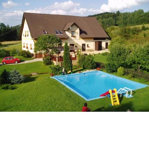 Apartment in Chotevice 2457
