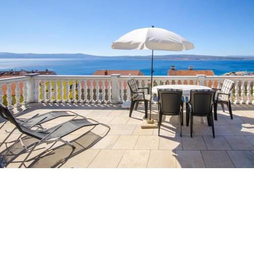 Apartment in Crikvenica 39210