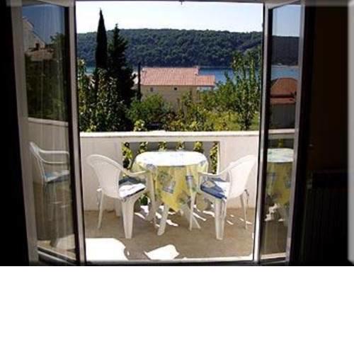 Apartment in Kampor with sea view, terrace, air conditioning, Wi-Fi (4610-2)
