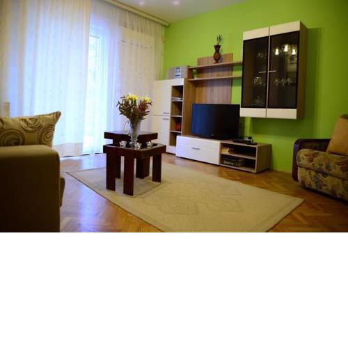 Apartment in Kaštel Gomilica with Terrace, Air condition, WIFI (4192-3)