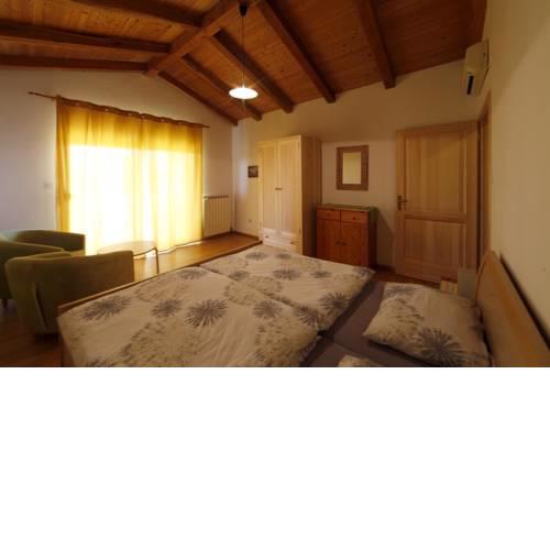 Apartment in Lopar with terrace, air conditioning, WiFi (4918-1)
