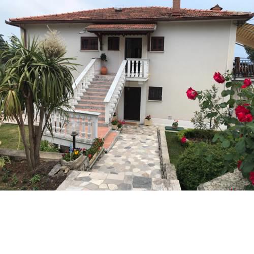 Apartment in Lovran with Terrace, Air condition, WIFI, Washing machine (3735-2)
