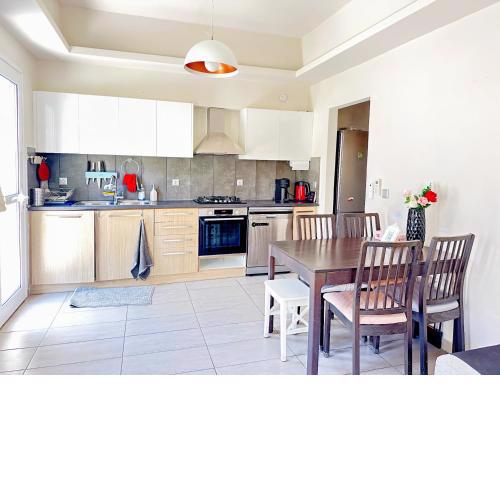 Apartment in Paleo Faliro 5 mins to beach