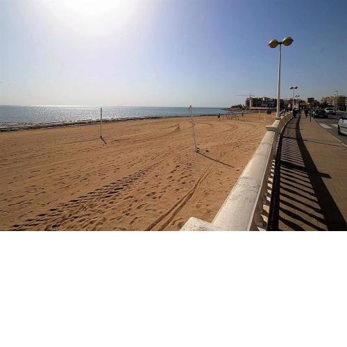 Apartment in Playa Los Locos - Torrevieja Ref 4557