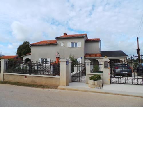 Apartment in Pula/Istrien 38592