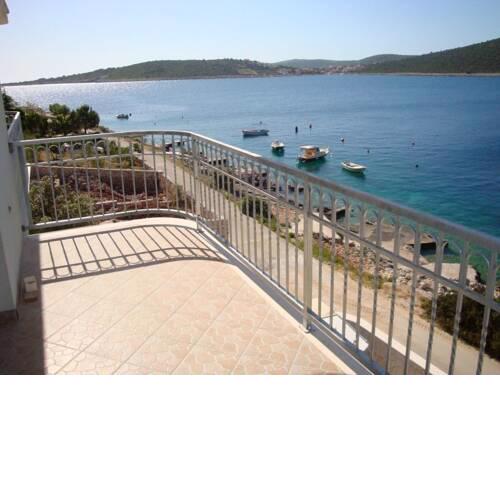 Apartment in Sevid with Seaview, Terrace, Air condition, WIFI (4757-4)