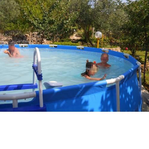 Apartment in Sutomišćica with balcony, air conditioning, WiFi, washing machine (3573-1)