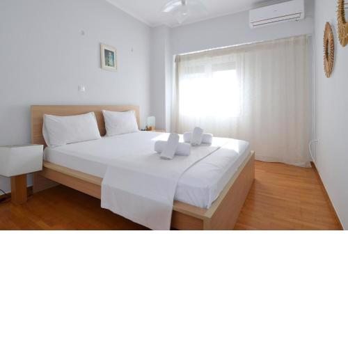 Apartment in the heart of Athens next to Metro