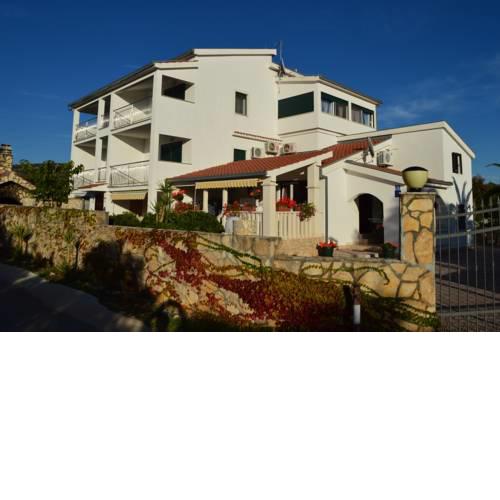 Apartment in Vinišce with Balcony, Air condition, WIFI, Washing machine (4753-7)