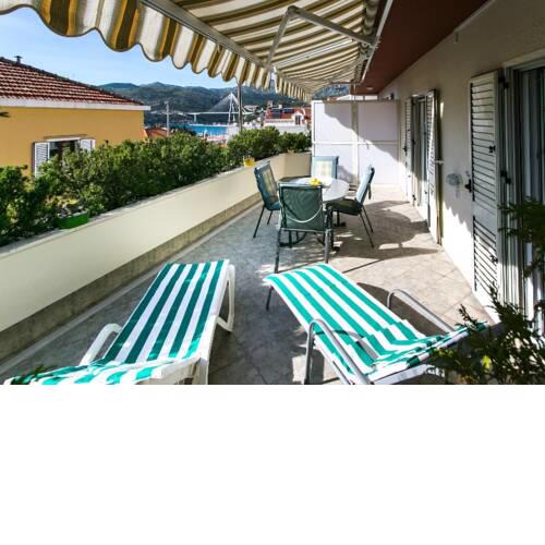 Apartment Ina2