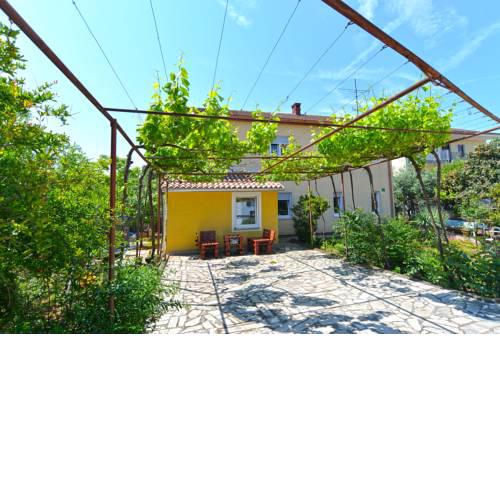 Apartment Ivan 1822