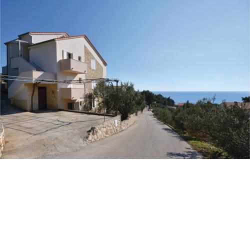 Apartment Ivan Dolac with Sea View X