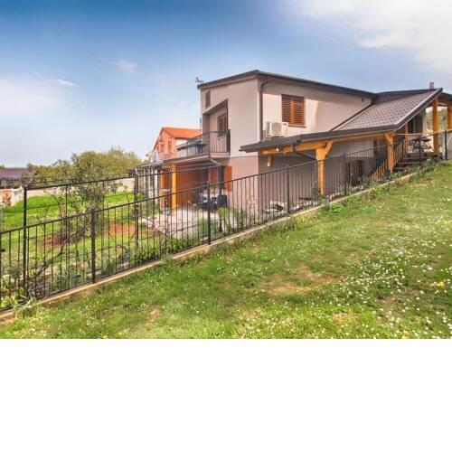 Apartment Jela
