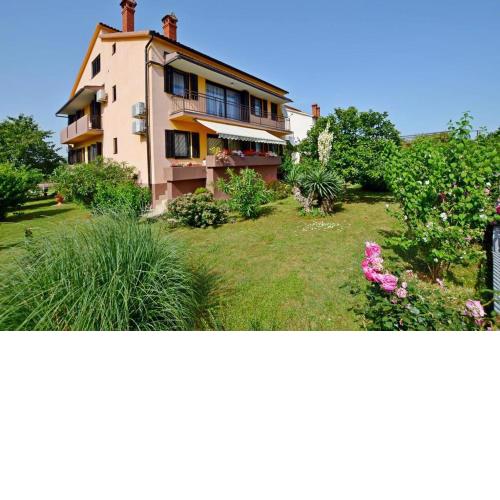 Apartment Karolina - green oasis