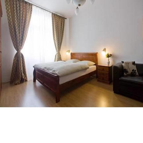 Apartment Klamovka Park