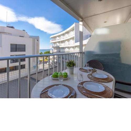 Apartment Las Palmeras by Interhome