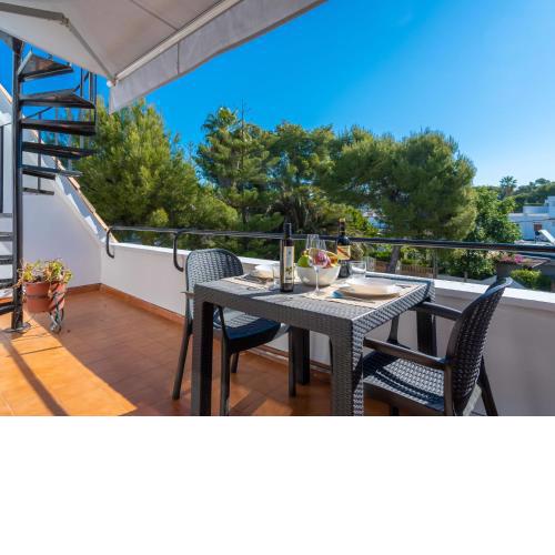 Apartment Las Sirenas by Interhome