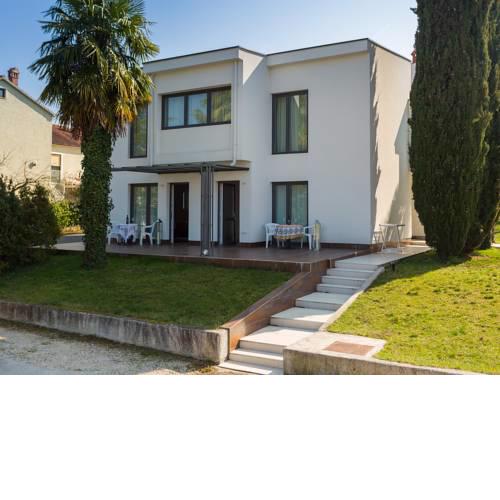 Apartment Lea