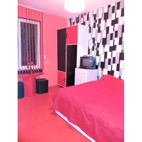 APARTMENT LEO 2