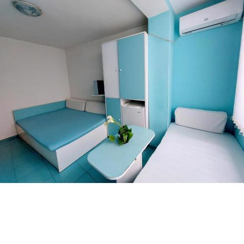 APARTMENT LEO 3