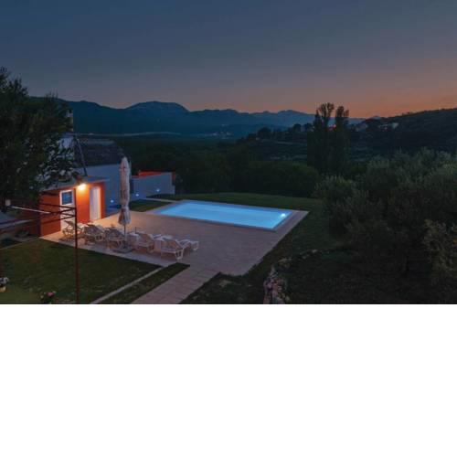Apartment Liberty with swimming pool