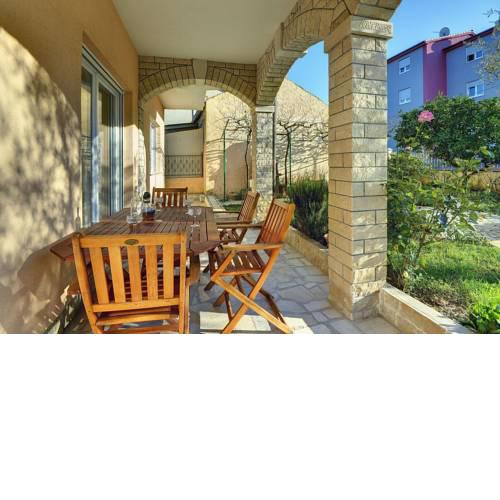 Apartment Ljuba