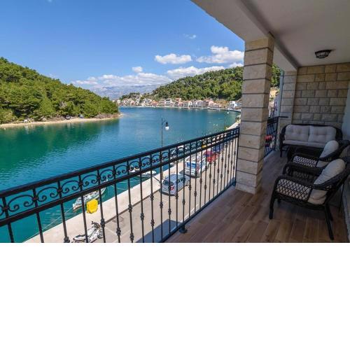 Apartment Luci - 40 m from sea