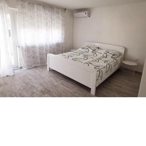 Apartment Lucia - new, 4+2 persons, 2 balconies