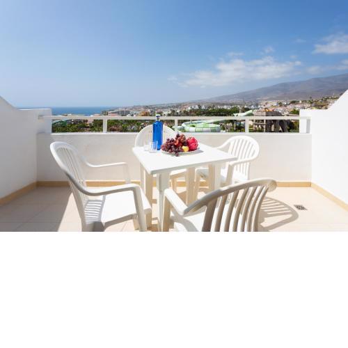 Apartment Malibu Park with Ocean view