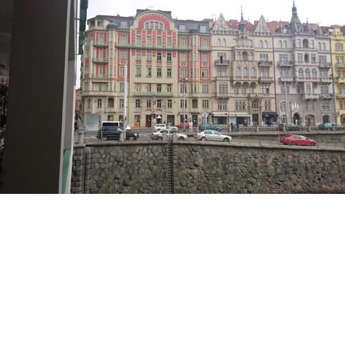 Apartment Mánes Riverfront