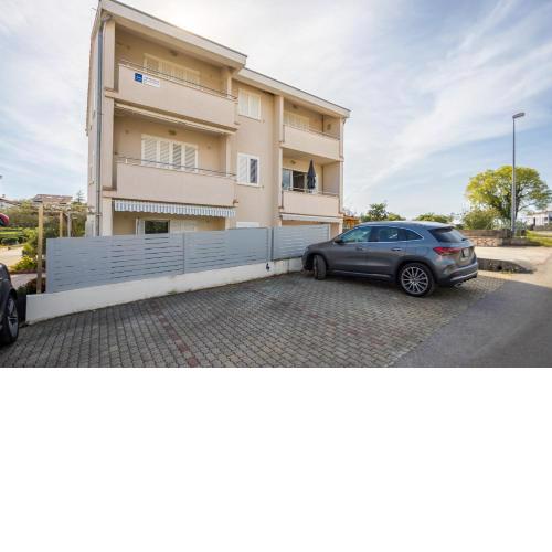 Apartment Marina