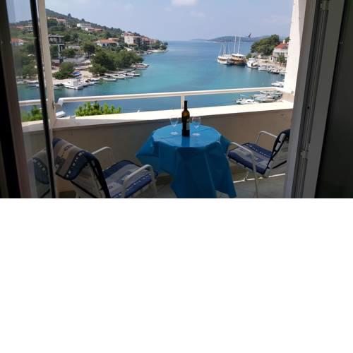 Apartment Marina