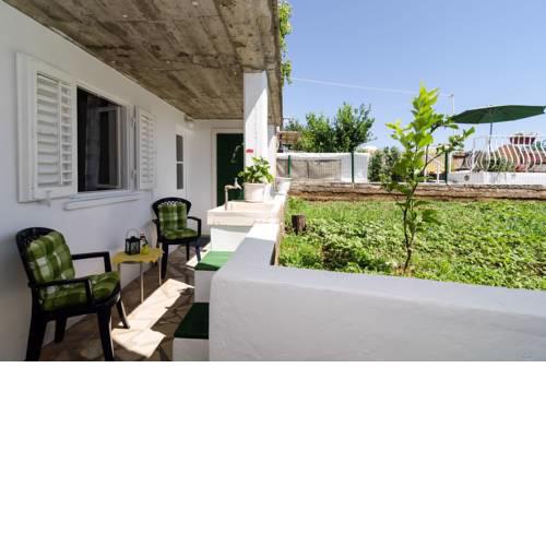 Apartment Mir