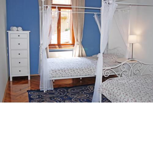 Apartment Mira