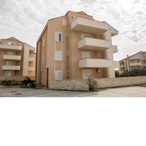 Apartment Mislav - Novalja