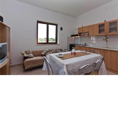 Apartment Muntic VI