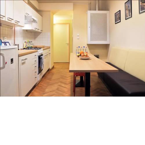 Apartment Near Nyugati Station