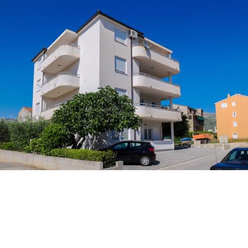 Apartment Neva no.1