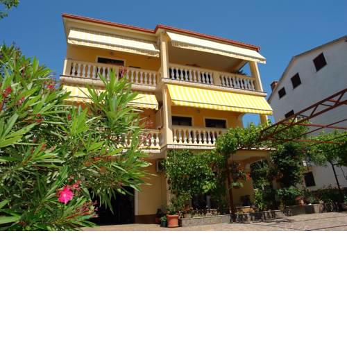 Apartment NEVELINA