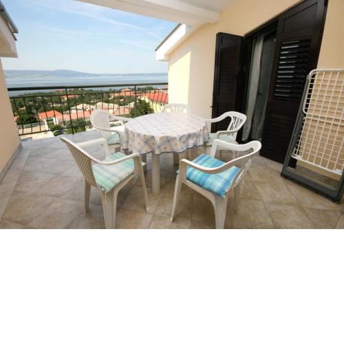 Apartment Novi Vinodolski 5593a