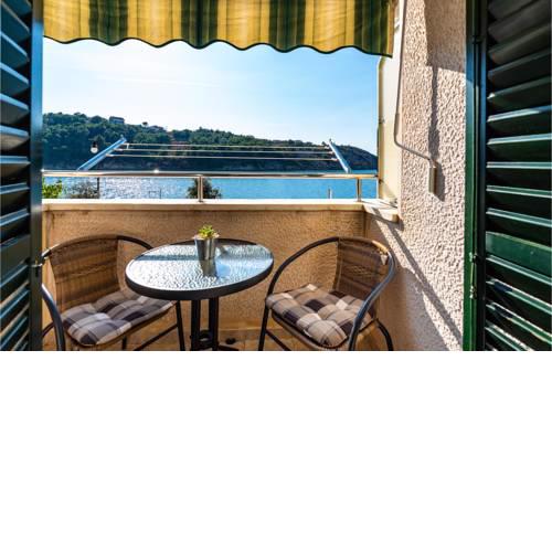 Apartment Novigrad *XXXIII *