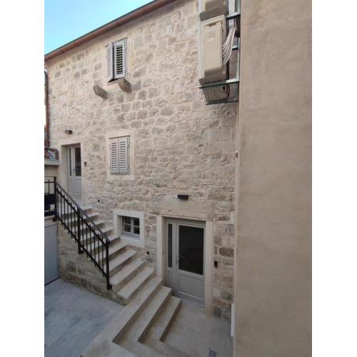 APARTMENT OLD TOWN, Center of Split
