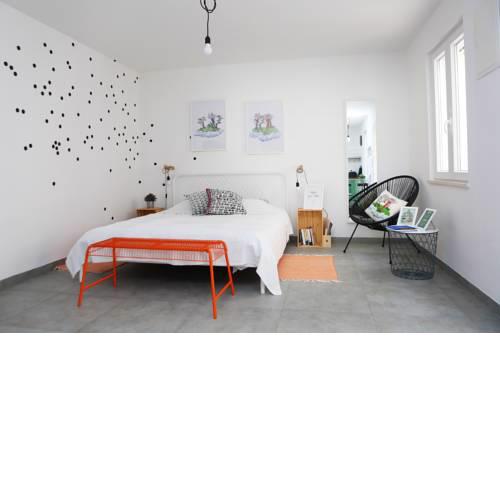 Apartment On the Sunny Side