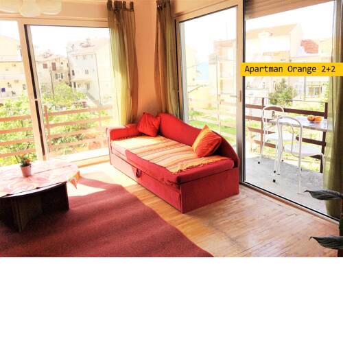 Apartment Orange 2+2