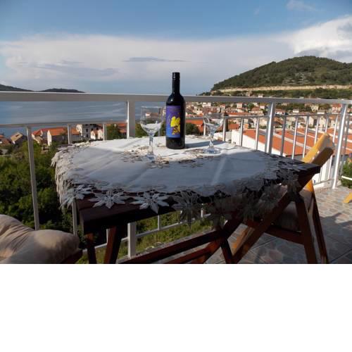 Apartment Pečarević - a holiday with a stunning view