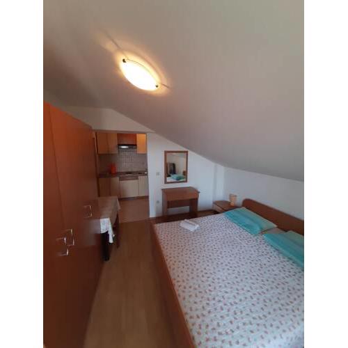 APARTMENT PEDISIć 2