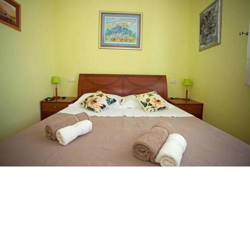 Apartment Pia