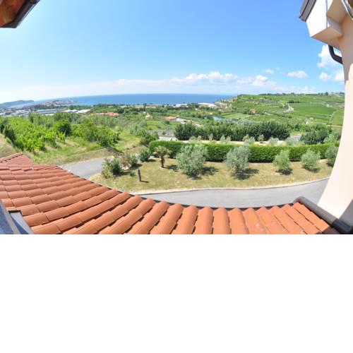 Apartment Pivol