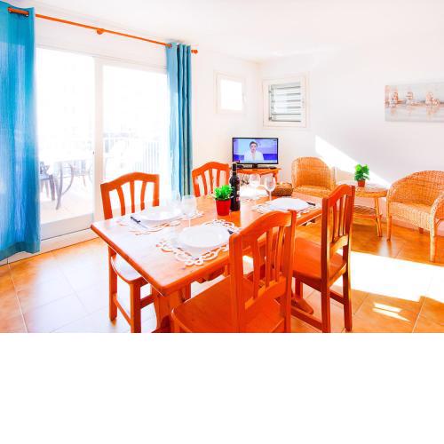 Apartment Platja de Roses-4 by Interhome