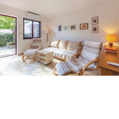 Apartment Podstrana 11